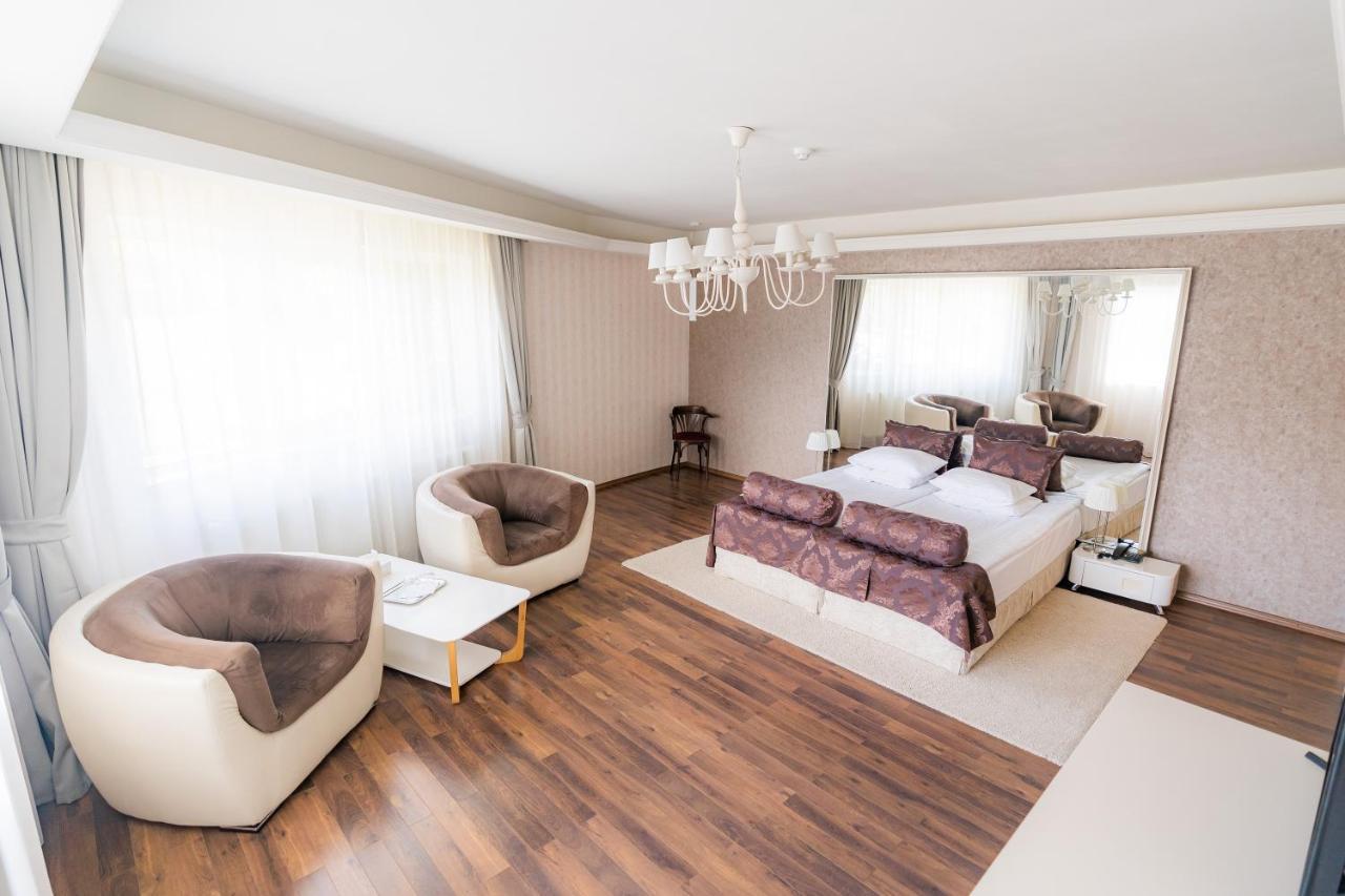 Hotel Belvedere Brasov Exterior photo