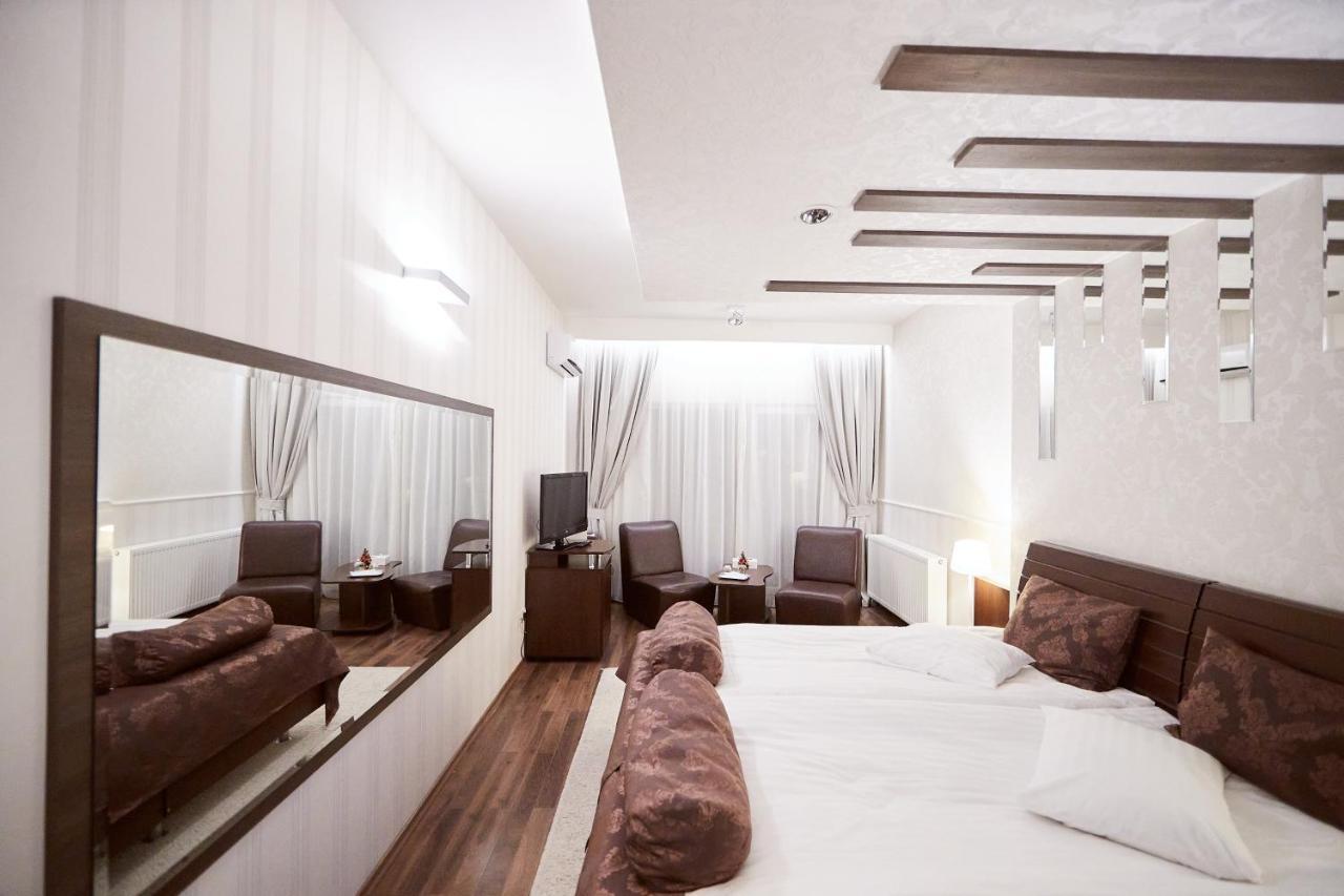 Hotel Belvedere Brasov Exterior photo